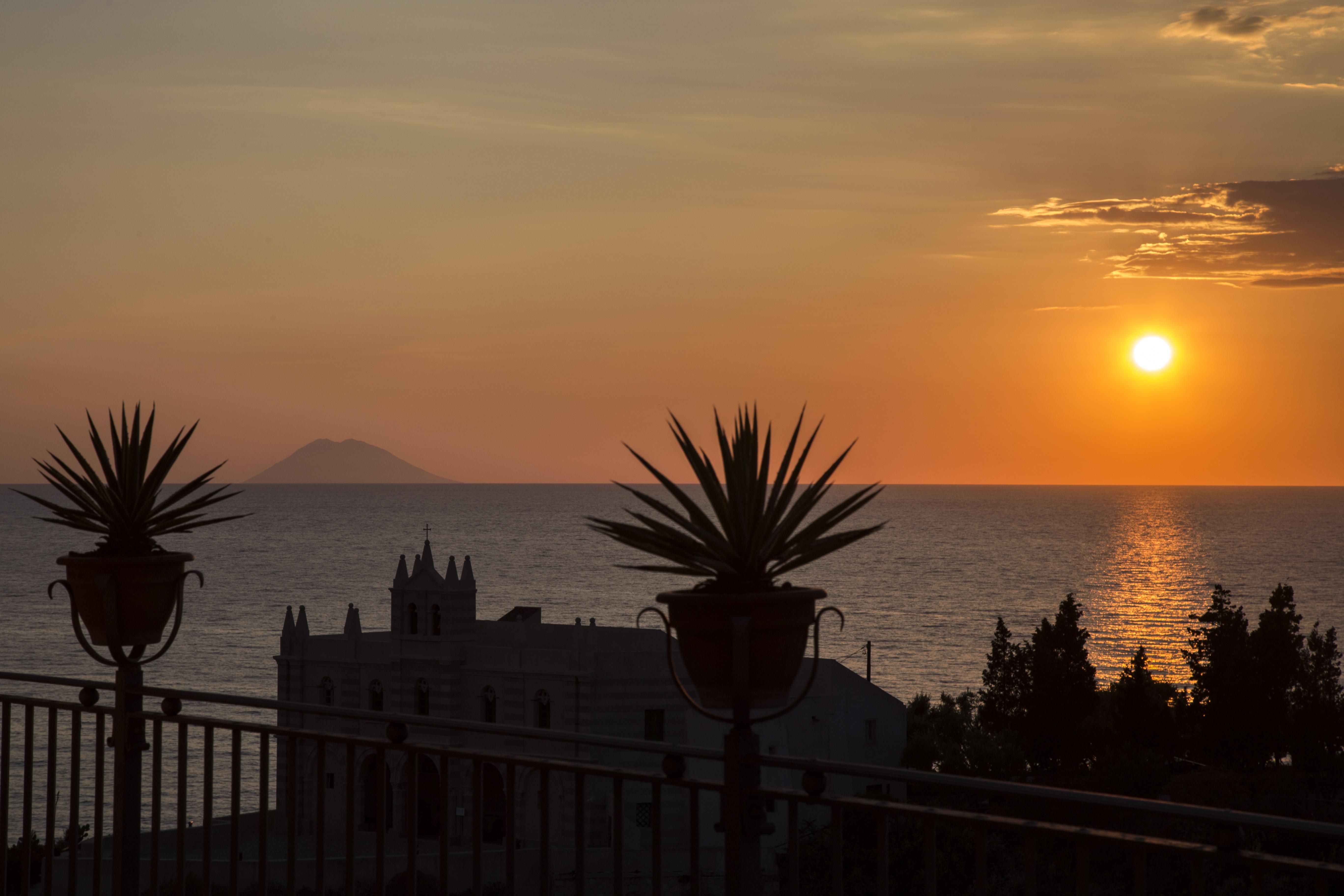 La Dolce Vita A Tropea Luaran gambar