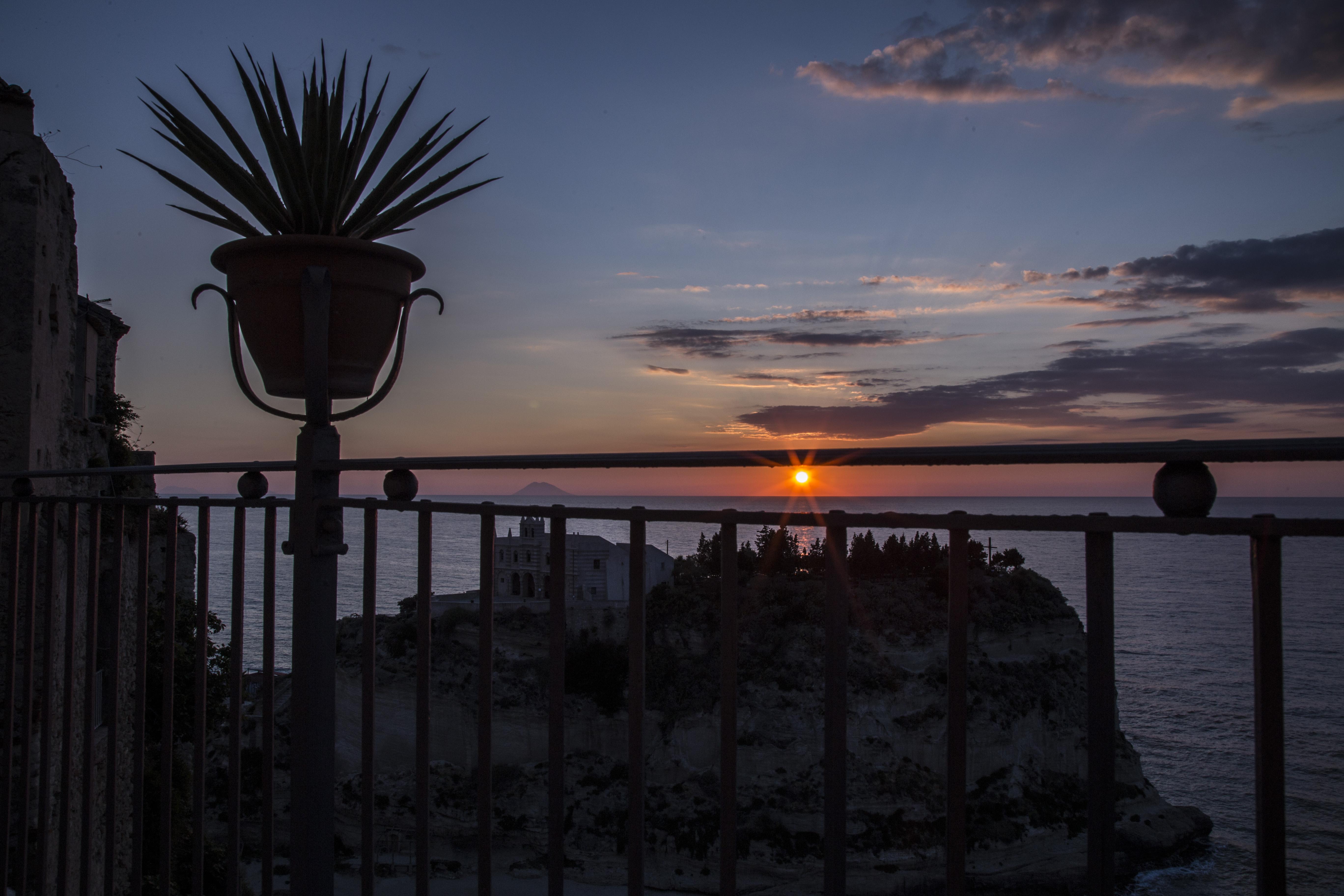 La Dolce Vita A Tropea Luaran gambar