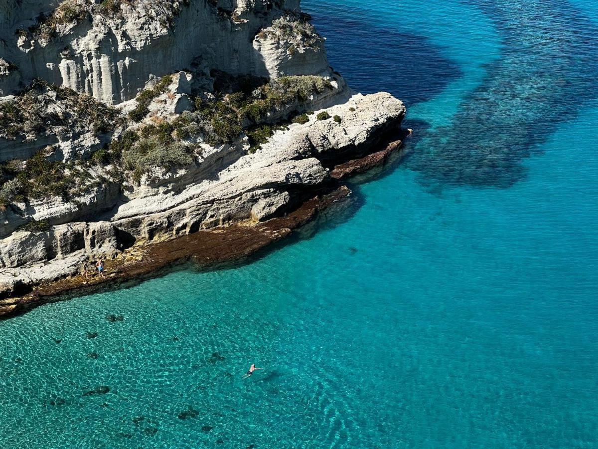 La Dolce Vita A Tropea Luaran gambar