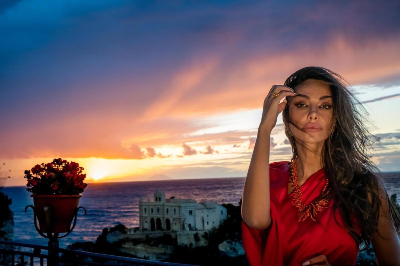 La Dolce Vita A Tropea Luaran gambar